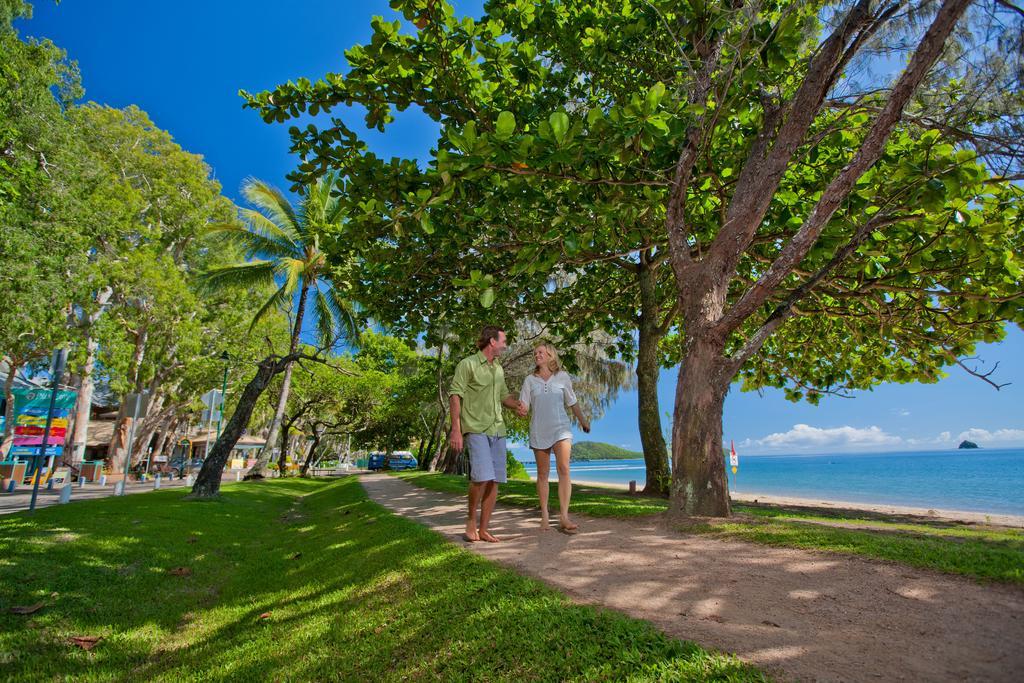 Sarayi Boutique Hotel Palm Cove Exterior foto