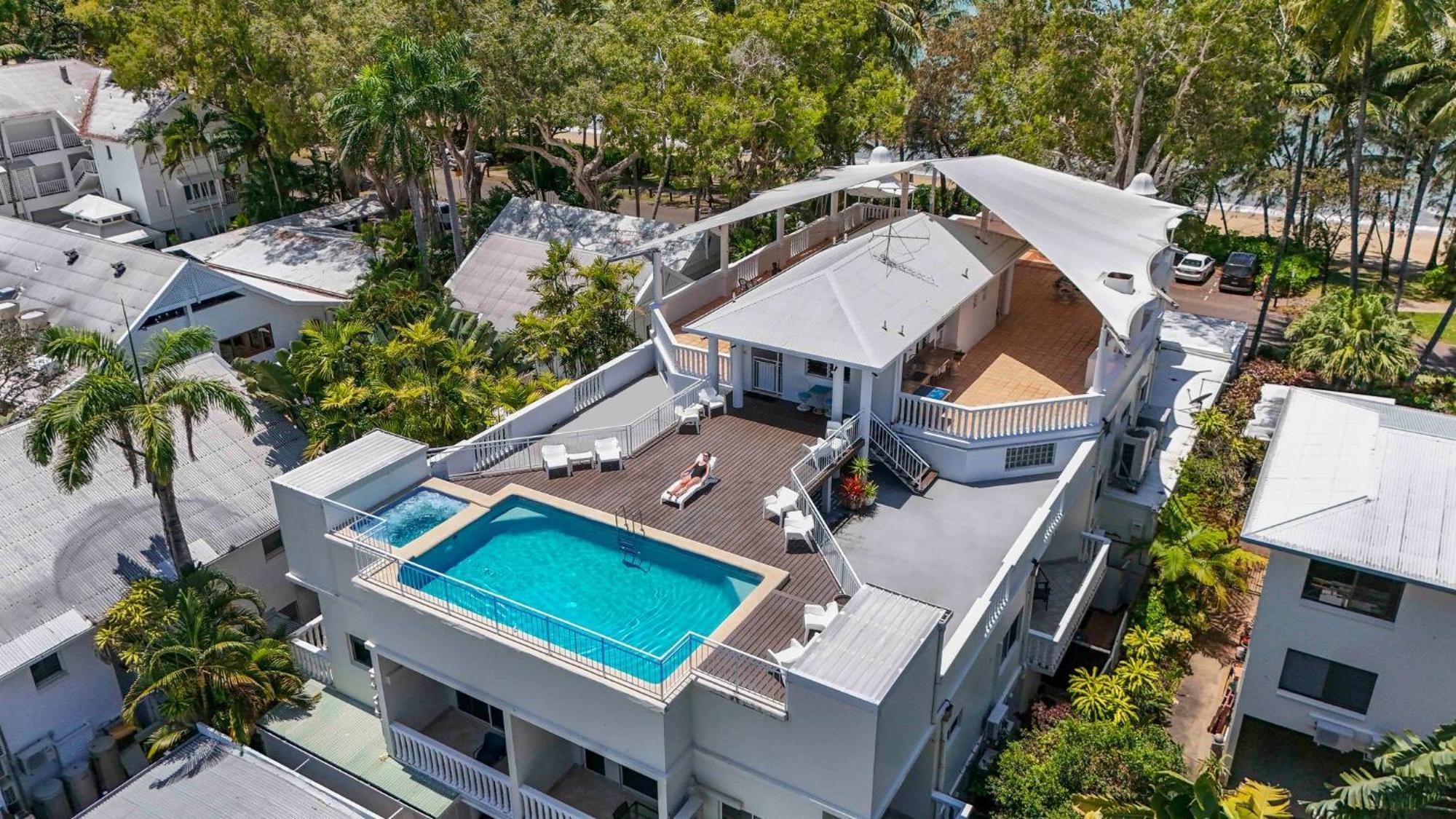 Sarayi Boutique Hotel Palm Cove Exterior foto