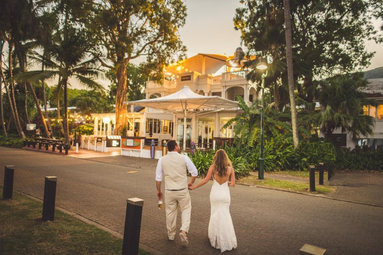 Sarayi Boutique Hotel Palm Cove Exterior foto